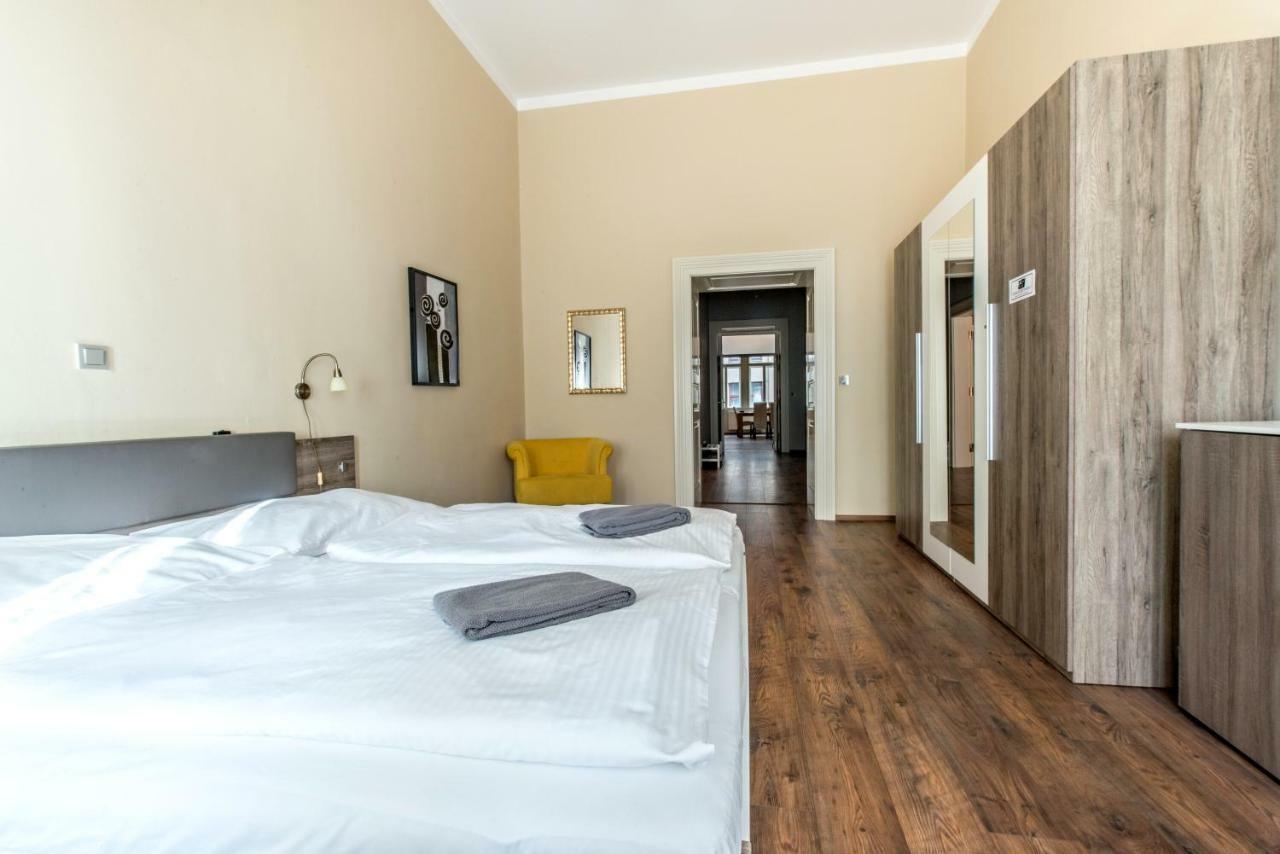 ✰Downtown Grand Apartment - Old Town Top Location✰ Прага Екстер'єр фото